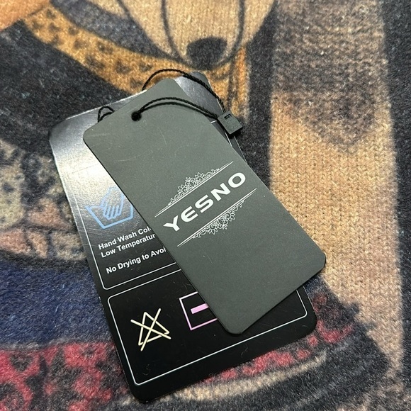 Yesno knitting bears in sweaters graphic printed wool blend sweater size XL - Picture 10 of 10